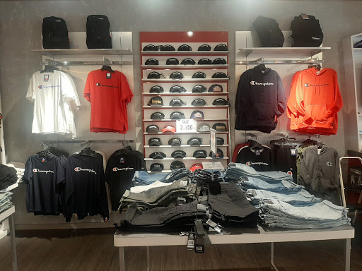 Clothing Store «Bobby Sportswear», reviews and photos, 508 5th Ave, Brooklyn, NY 11215, USA