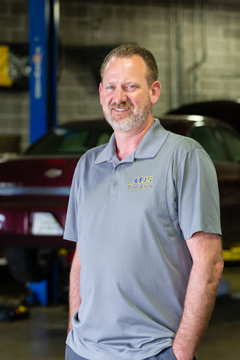 Used Car Dealer «MJS Car Sales & Service», reviews and photos, 2237 N 3rd St, St Charles, MO 63301, USA