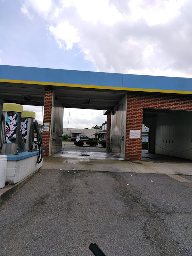 Jerry's 23 Car Wash en Colonial Heights