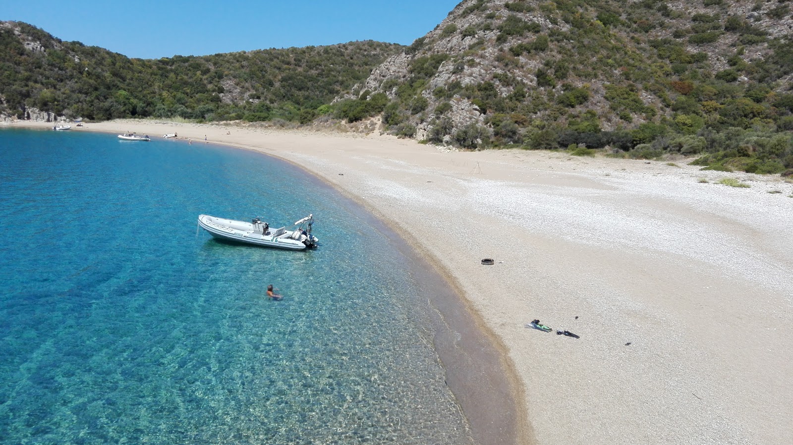 Photo of Maráthi beach with small bay