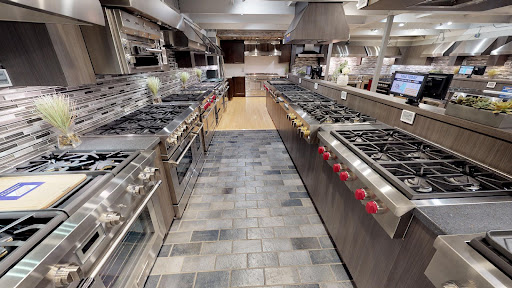 Appliance Store «Yale Appliance + Lighting», reviews and photos, 296 Freeport St, Dorchester, MA 02122, USA