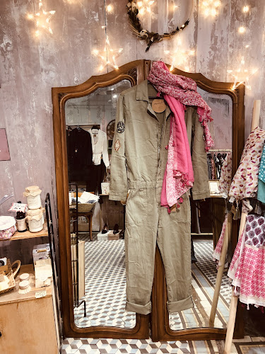 Magasin de vêtements pour femmes Lily Rose Concept Store Villefranche-sur-Saône