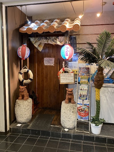 琉球キッチン 東屋慶名