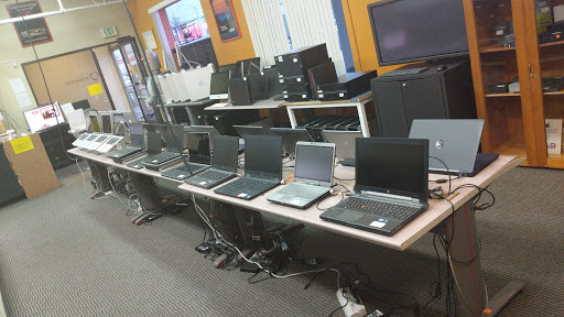 Used Computer Store «3R Technology», reviews and photos, 5511 1st Avenue South, Seattle, WA 98108, USA