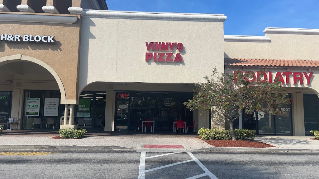 Vinny's Pizza 33458
