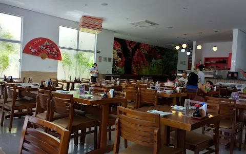 Oishii Restaurante Japonês image