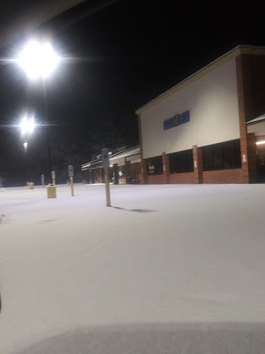 Shopping Mall «Orange Village Shopping Center», reviews and photos, 500 N Madison Rd, Orange, VA 22960, USA