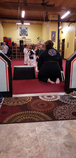 Shopping Mall «Kings Circle Shopping Center», reviews and photos, 1965 NW Kings Blvd, Corvallis, OR 97330, USA