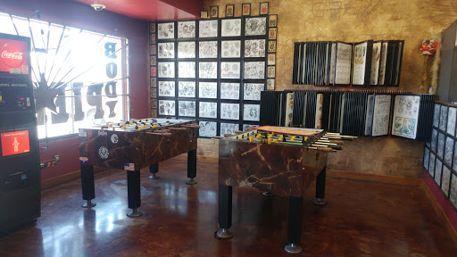 Tattoo Shop «Fast Lane Tattoo (Oracle Rd.)», reviews and photos, 3801 N Oracle Rd, Tucson, AZ 85705, USA