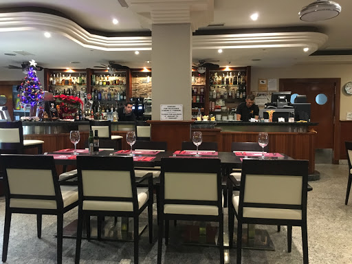 Restaurante Jamaica - Av. del Mediterráneo, s/n, 29780 Nerja, Málaga