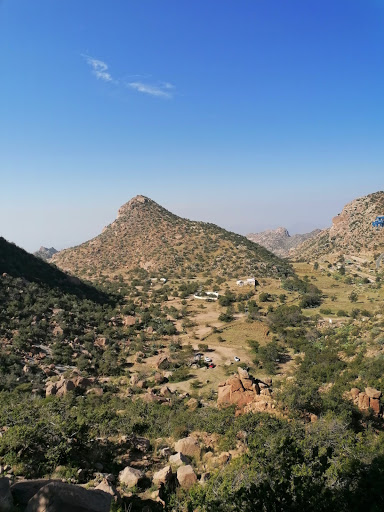 Jabal Qarnayt Valley وادي جبل قرنيت