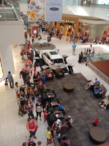 Shopping Mall «Towne East Square», reviews and photos, 7700 E Kellogg Dr, Wichita, KS 67207, USA