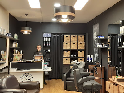 LE BARBIER DU PAQUEBOT anciennement GARCON COIFFEUR, COIFFEUR HOMME à Saint-Nazaire