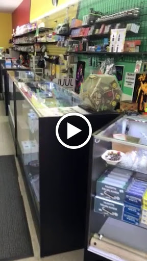 Tobacco Shop «Smokeez Smoke Shop», reviews and photos, 1911 Westminster St, Providence, RI 02909, USA