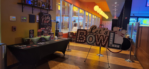 Bowling Alley «Bowlero Miami», reviews and photos, 11401 NW 12th St, Miami, FL 33172, USA