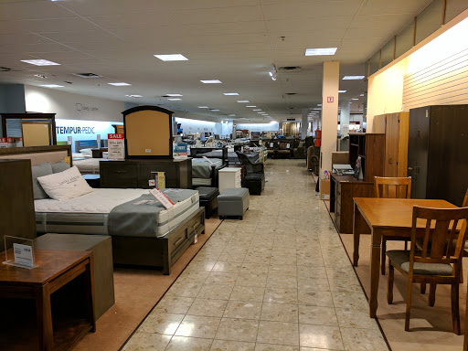 Shopping Mall «Reading Mall», reviews and photos, 4500 Perkiomen Ave, Reading, PA 19606, USA