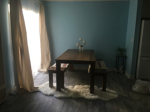 Furniture Store «Urban Home», reviews and photos, 15301 Ventura Blvd, Sherman Oaks, CA 91403, USA