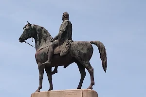 Sir Thomas Munro Statue image