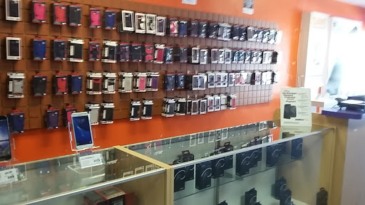MetroPCS Authorized Dealer, 1543 S Cypress Rd, Pompano Beach, FL 33060, USA, 