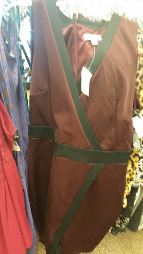 Used Clothing Store «Clothes Mentor North Richland Hills», reviews and photos, 8849 N Tarrant Pkwy, North Richland Hills, TX 76182, USA