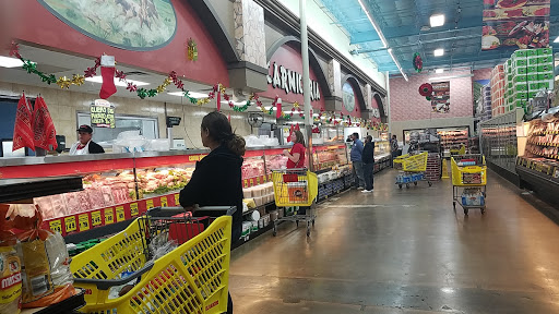 Mexican Grocery Store «El Rancho Supermarket», reviews and photos, 1212 N Beach St, Fort Worth, TX 76111, USA