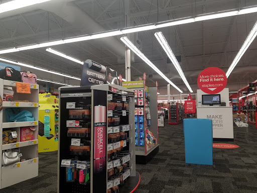 Office Supply Store «Staples», reviews and photos, 2815 E 3rd St, Bloomington, IN 47401, USA