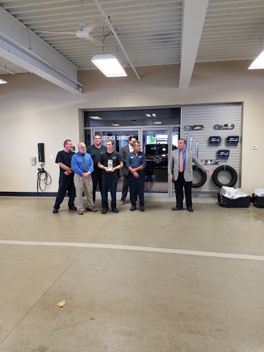 Car Dealer «Grand Prize Chevrolet Buick GMC», reviews and photos, 32 NY-304, Nanuet, NY 10954, USA