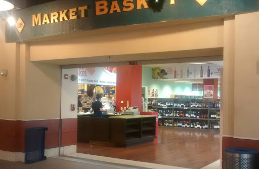 Shopping Mall «Crystal City Shops», reviews and photos, 2200 Crystal Dr, Arlington, VA 22202, USA