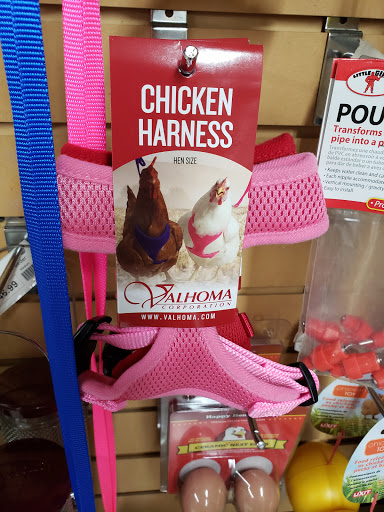 Pet Supply Store «Copper Creek Mercantile», reviews and photos, 4415 River Rd N, Keizer, OR 97303, USA