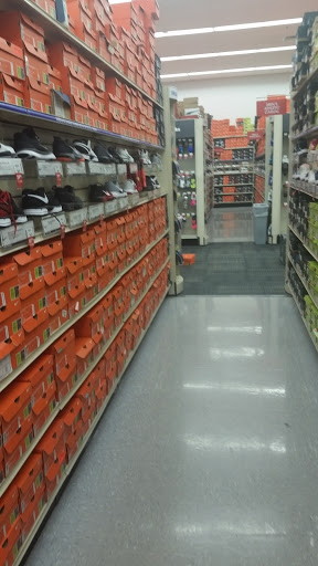 Sporting Goods Store «Academy Sports + Outdoors», reviews and photos, 16610 Southwest Fwy, Sugar Land, TX 77479, USA