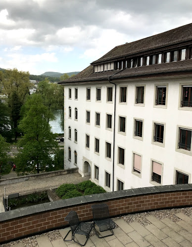 Rezensionen über Careum Weiterbildung in Aarau - Universität