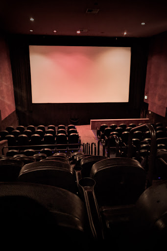 Movie Theater «Landmark CREST Theatre», reviews and photos, 16505 5th Ave NE, Shoreline, WA 98155, USA