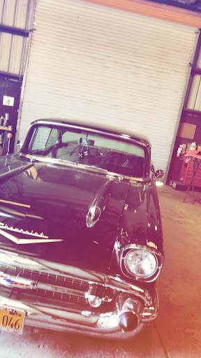 Auto Body Shop «Los Amigos Body Shop», reviews and photos, 8864 Jurupa Rd, Riverside, CA 92509, USA