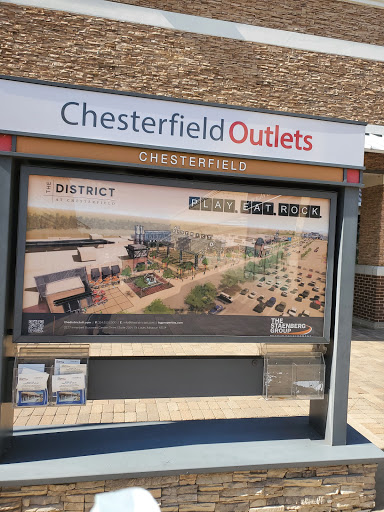 Shopping Mall «Taubman Prestige Outlets», reviews and photos, 17057 N Outer 40 Rd, Chesterfield, MO 63005, USA