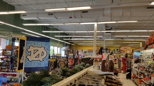 Hardware Store «Town & Country Hardware», reviews and photos, 910 Gateway Commons Cir, Wake Forest, NC 27587, USA