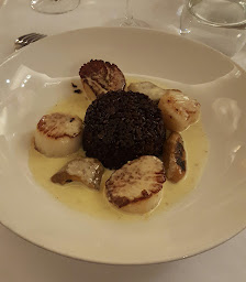 Photo n°167 de Vin & Marée Suffren Ecole Militaire à Paris ()