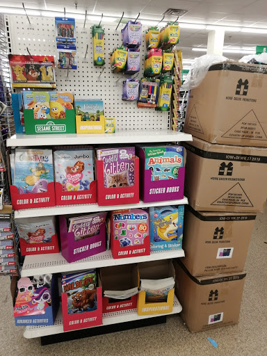 Dollar Store «Dollar Tree», reviews and photos, 918 E New York St #130, Aurora, IL 60505, USA