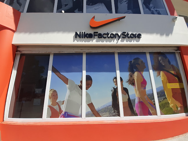 Comentarios y opiniones de NIKE FACTORY STORE