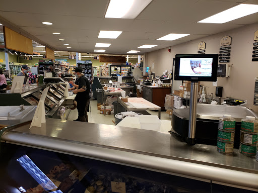 Grocery Store «Bow Street Market», reviews and photos, 79 Bow St, Freeport, ME 04032, USA