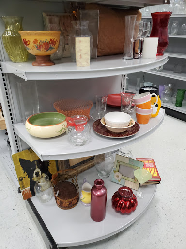 Thrift Store «Goodwill», reviews and photos