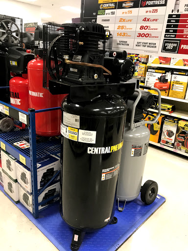 Hardware Store «Harbor Freight Tools», reviews and photos, 5241 Stevens Creek Blvd, Santa Clara, CA 95051, USA