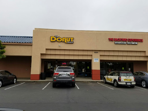 Donut Shop «The Donut Shop», reviews and photos, 1001 E Bidwell St, Folsom, CA 95630, USA