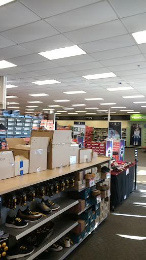 Shoe Store «Shoe Carnival», reviews and photos, 423 S Rangeline Rd, Joplin, MO 64801, USA