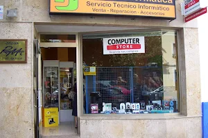 Computer Store Valdepeñas image