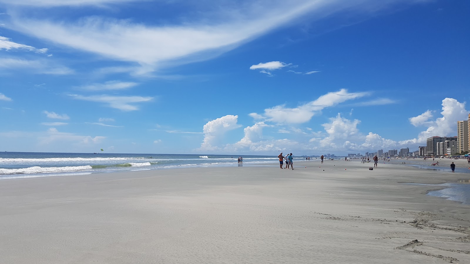 Foto av North Myrtle beach med lång rak strand