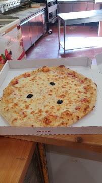 Plats et boissons du Pizzas à emporter Diabolo pizz à Saint-Genest-Malifaux - n°5