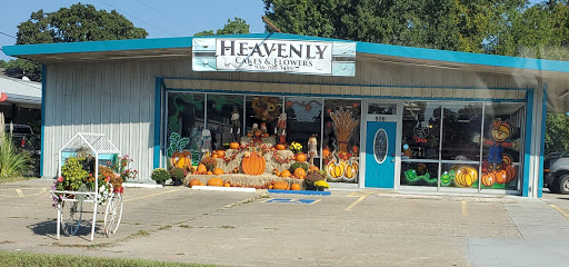 Heavenly Cakes and Flowers, 806 N Loop 336 W, Conroe, TX 77301, USA, 