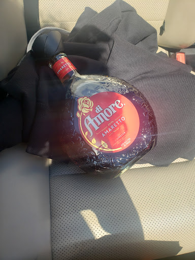 Liquor Store «Bayway World of Liquors», reviews and photos, 639 Bayway, Elizabeth, NJ 07202, USA