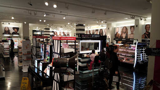 Cosmetics Store «SEPHORA», reviews and photos, 550 S Rosemary Ave, West Palm Beach, FL 33401, USA
