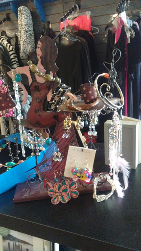 Thrift Store «ReNew ReSale», reviews and photos, 6700 Main St #130, The Colony, TX 75056, USA